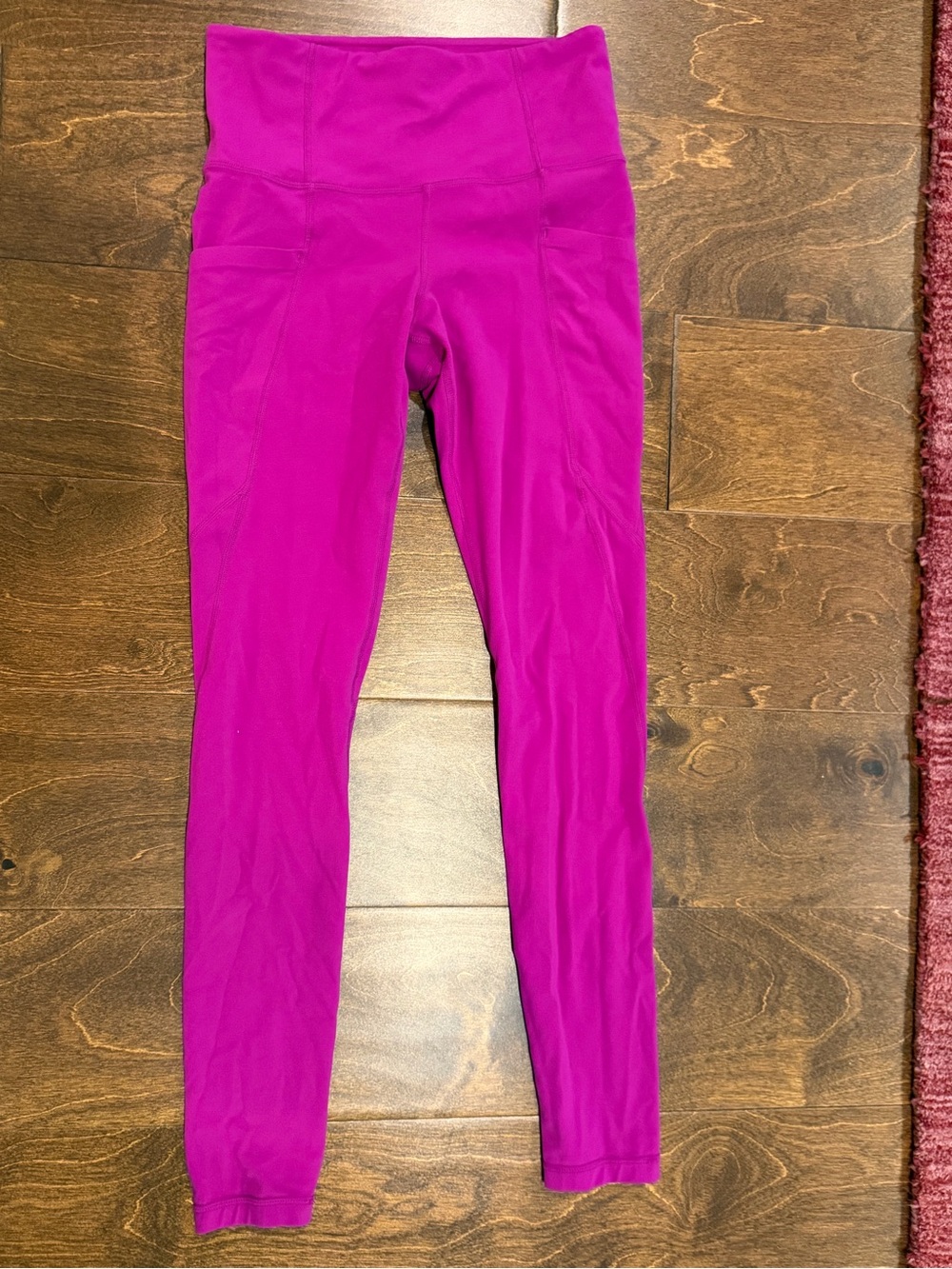 Athleta women’s xs salutation Magenta Leggings